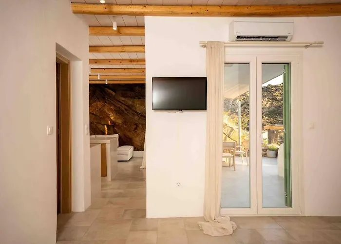 Sea And Sun Ll Ίος